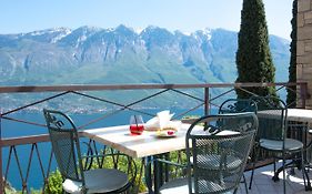 Hotel Lucia Lake Garda